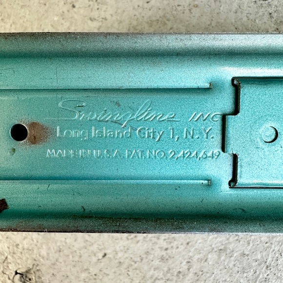 Swingline Cub Stapler - Picture 14 of 16